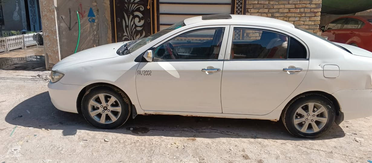 السلام عليكم ليفان 620 سيارة نضيفة حدادية مكينة كير رقم قادسية سنوية نافذة مكاني ديوانية المركز السعر 36 وبية مجال قليل *********** مداور بئي وقت
