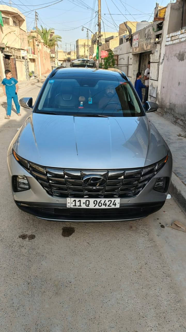 السلام عليكم
توسان موديل 24 فول
اعله فئة بل توسان فول وحد على وحد
السياره في بغداد للاستفسار ***********
سونار السياره بل منشور
