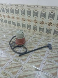 مكنسة كهربائية • مستعملة • تاجي بغداد
