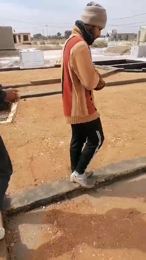 سلام عليكم مستعدين كافت عمل تطليع تراب زائد تدخيل سبيس شغل درجه اولى بس أريد ناس تعرف شغل دراجه وله يم ابو علي ***********
