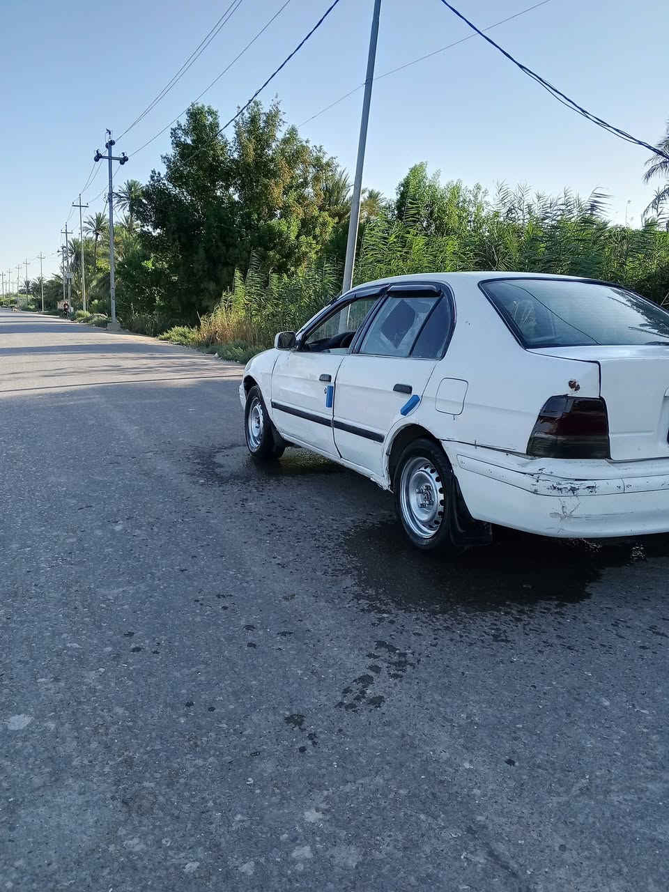 سلام عليكم  كورله موديل 98رقم  انكليزي تحويل مباشر سنويه جديده كير وتماتيك ومحرك تخم تاير جديد السعر  26 العنوان كربلاء طويريج ***********
