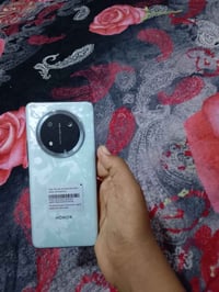 موبايل هونر X9C البطاريه 6600 ملي انبير الموبايل مستخدم شي قليل اقل من...