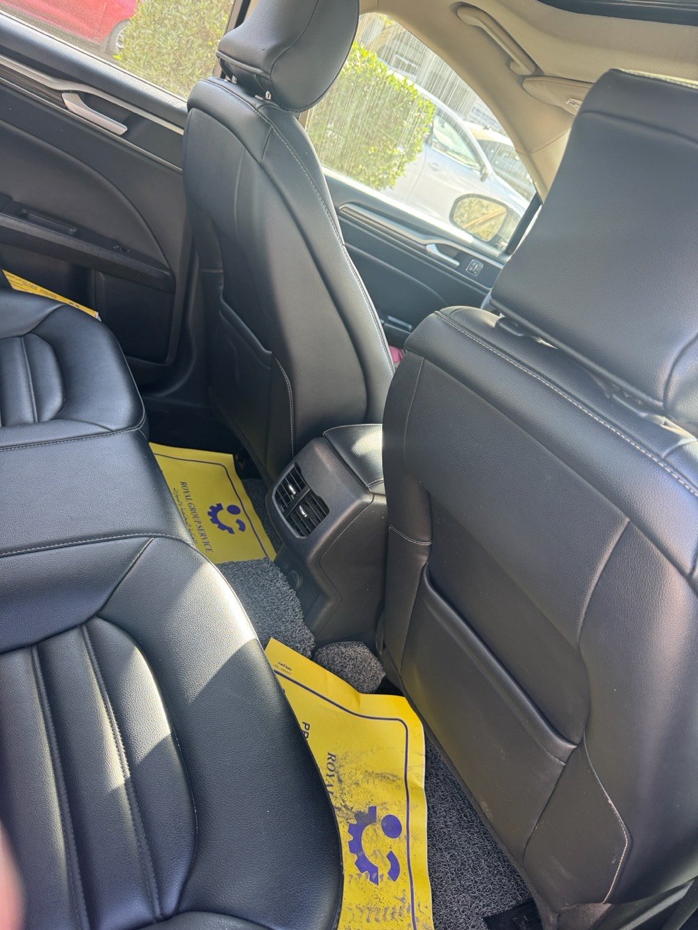 فورد فيوجن 2019  sel

السياره ماشيه 116 الف كيلو 

بدون ايرباك فقط جاملغ السايق مبدل وبالعراق انطخت بارد فقط جاملغ ايمن وبيه رصعات باب الخلف السايق بسبب محاوله فتح الباب 

رقم اربيل وسنويه 27 باسمي 

مواصفات 

رادار امامي وخلفي ومرايه

كشن جلد تدفئه وكهرباء 

تبريد ثلج ماشاء الله

شاشه جبيره وابل كاربلي

كير ماوس سبور 

تحكم شفتات للكير العادي 

وبعد هواي موصفات 

السعر 110