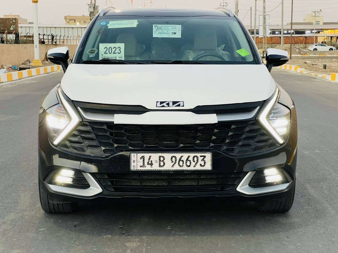 السلام عليكم
سبوورتج 23خليجي بسمي ماشيه 100
بيه تبديل جاملغات اماميات 2 
وصبغ بابين جهه السايق
مكاني الناصريه
السعر 170
‏‪0788 366 7283‬‏
