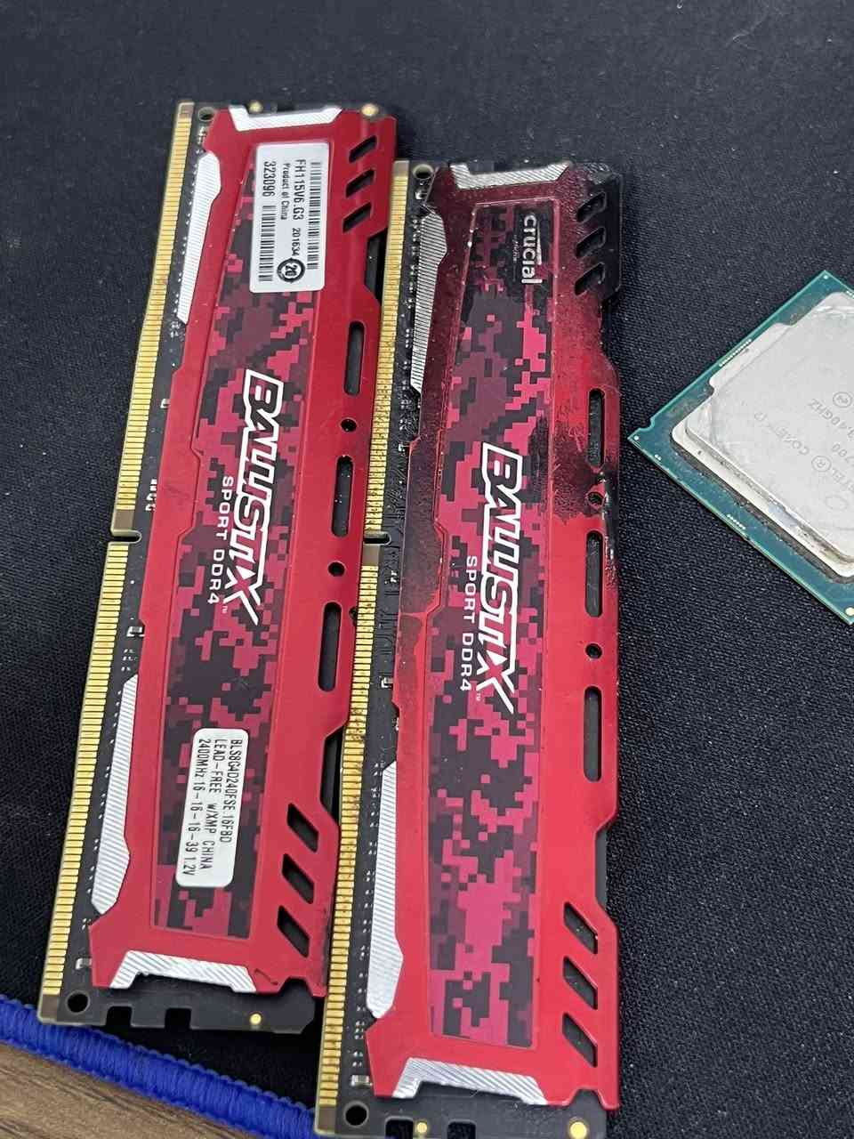 رامات ٢حاسبه ddr4 الواحد ٨كيكهً سعرهن ٣٠ ألف 

والمعالج i7 gen 6 سعره ٣٠الف    مكاني رمادي

للاستفسار ***********
