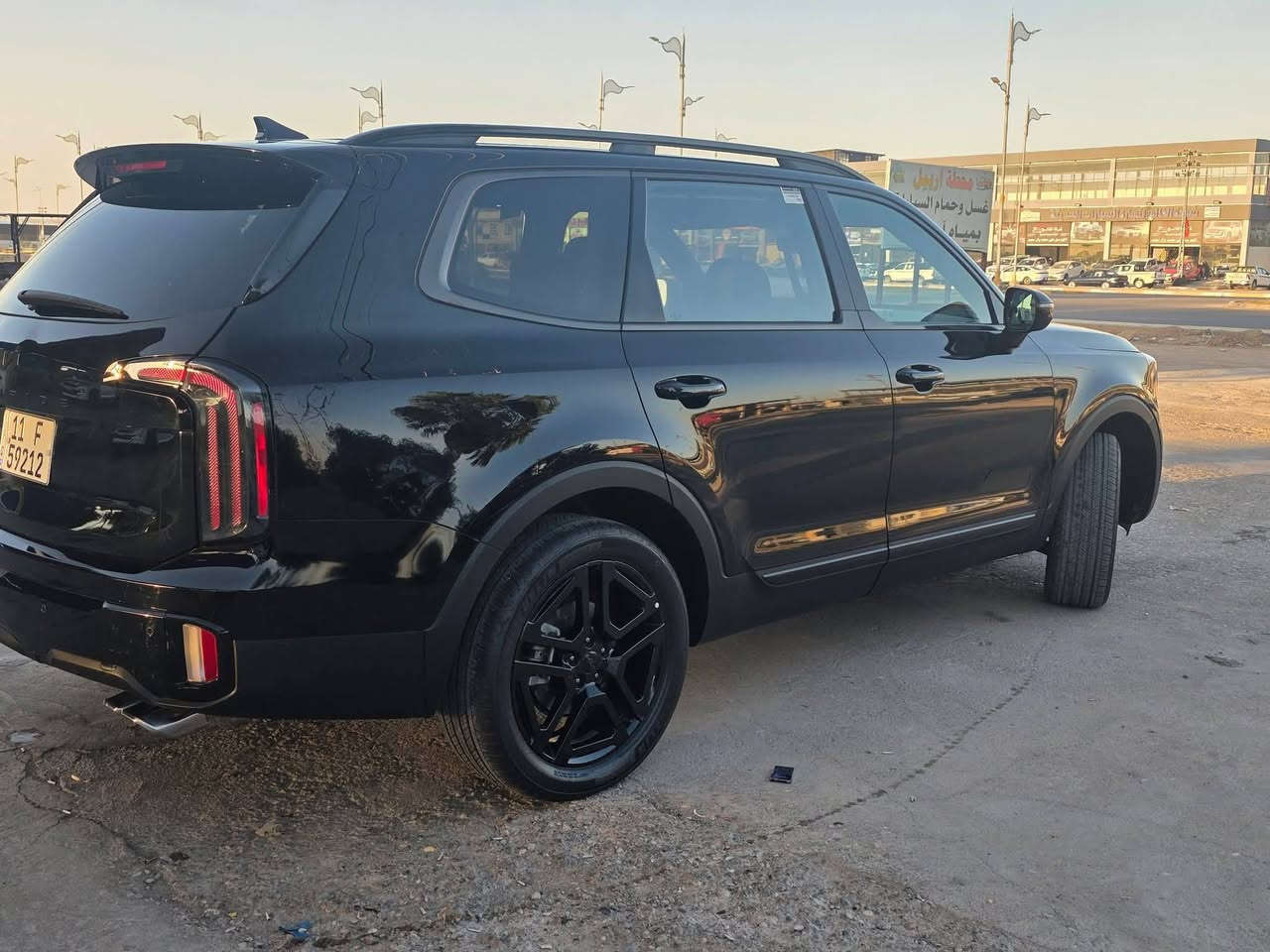 2025 sx prestige x lain //  
بدون ارباك ماشيه 3000 m
فول الفول 
مساج 
داخل كنتاره 
تدفئه تبريد جميع المقاعد
اناره محيطيه
5 كامرات 
5 رادار 
5 وضعيات قياده 
فور ويل 
حساس خلفي امامي 
قياده ذاتيه 
فتحتين قماره 
داشتو 
رقم بغداد شهداء المالك بمنقطتي 
ملاحظه/صبغ نصف قبق الجنطه فقط بدون تبديل 
السعر 315 مجال جدا بسيط
***********
