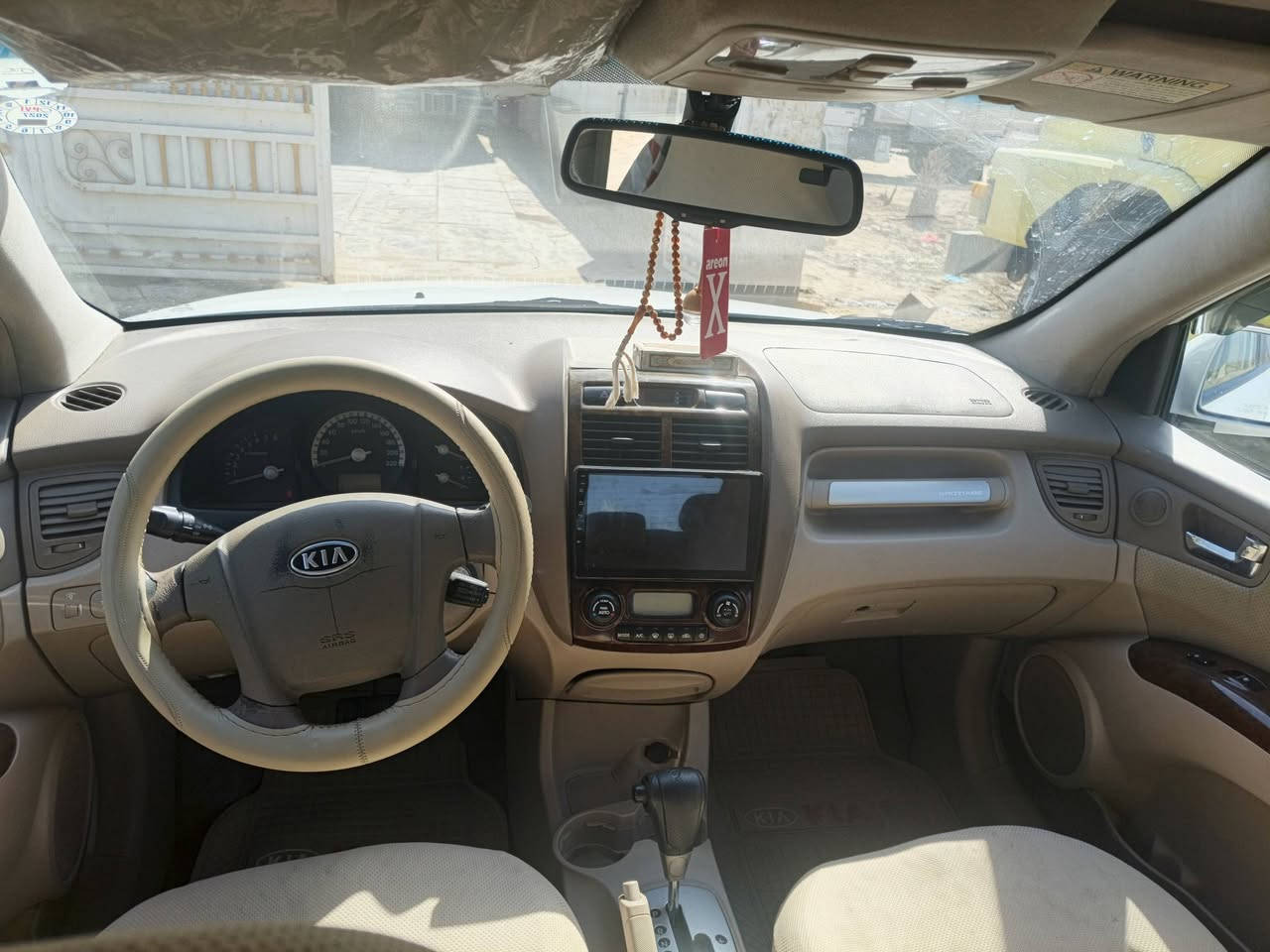 سلام عليكم كيه سبورتج موديل 2006سياره جديده بمعنه الكلمه بسمي تحويل ثاني يوم رقم شمالي مكينه 6 فتحه قماره مكان بغداد / ***********
