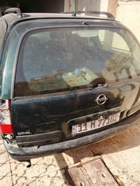 أوبل بزون موديل 98محرك بلادي كير عادي السعر 35بيه مجال هذا رقمي 077196...