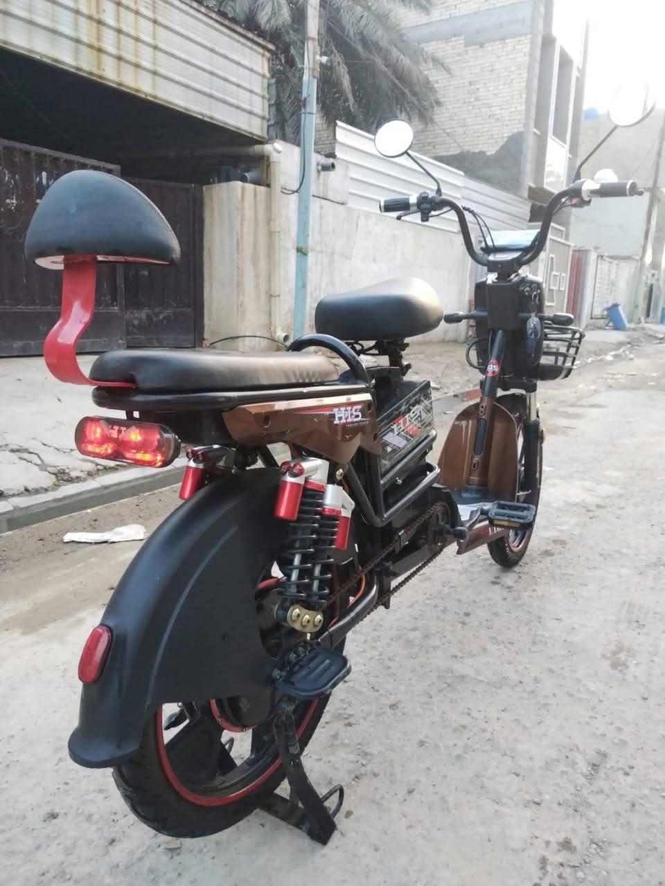 دراجه شحن للبيع السعر 325 وبيه مجال *********** موجود واتس 
النوع HIS 
اربع بطاريات 
الشاحنه الاصليه موجوده 
العنوان بغداد الشعب
