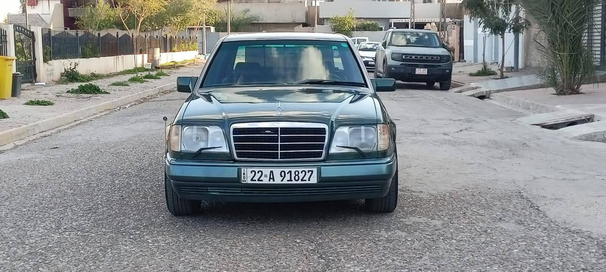 مارسيدس دب حجم 300 موديل 1992محدث بيبي  محرك vvt3000 رقم اربيل جديد دولي سنوية جديد الغاية2031 بسمي شرط تحويل قواعد دبلات سليمة بدون ضرب بدون خياس صبغ عام جمالية فقط ABS تبريد جام كهرباء اربع تايرات جديد كهربائية شغالة سعر 67 مكاني كركوك ***********
