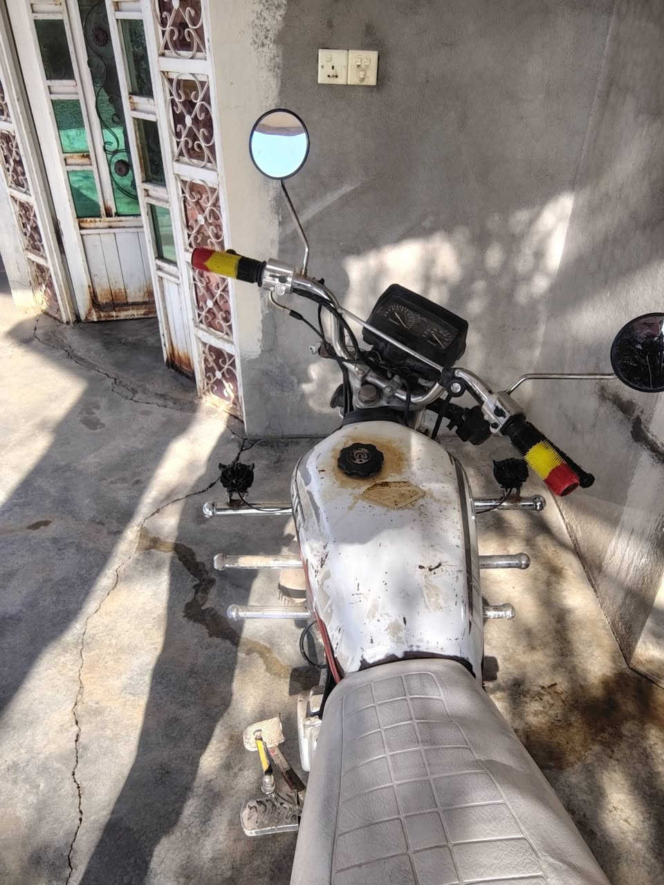 ماطور تايكر 2020شغال هندر واحد
الماطور شوف العين ناصب
مو شراي لا تكسر بحلال غيرك
السعر 350،000
اتصال
***********
***********
