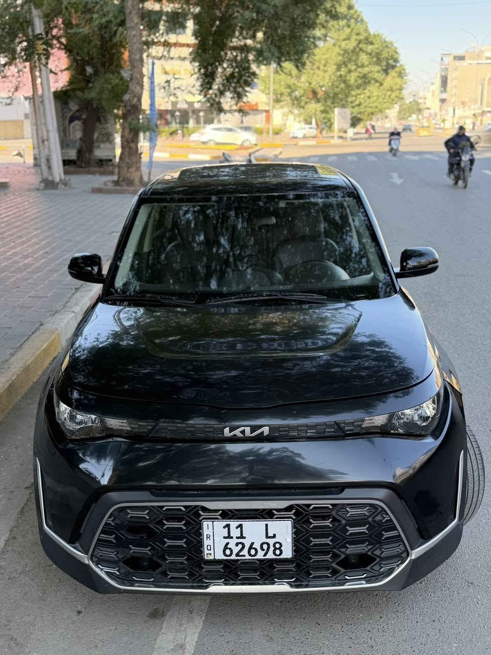 السلام السلام عليكم من رخصة الادمن
للبيع كيا صول 2023 فول مواصفات جي تي لاين 

حادث السيارة بانيد مبدل او مصبوغ او بارد بسيط بلجاملغ

صور الحادث مرفقة مع الصور  رقم بغداد بسمي 

مواصفات فول 

فتحة 

بصمة

بصمة ابواب 

شاشة كبيرة 

كامرة دوارة

رادار جانبي

رادار امامي 

رادار خلفي 

اشاير بلمري 

تشغيل عن بعد 

شاحن واير ليس 

فول تحكم ستيرن 

مود درايف

اوتو ستارت 

نظام نزول المنحدرات 

ستيرن جلد حرف 

مكينة 2000 دوش 

كراسي مطعم جلد 

تبريد منفصل

 بلوتوث 

حاكية 

مخارج تايب سي

ماشية 15 الف ونص

السعر 168 أوبيهة مجال 

مكان السيارة بغداد كاظمية 
 
الاستفسار 
***********
***********
