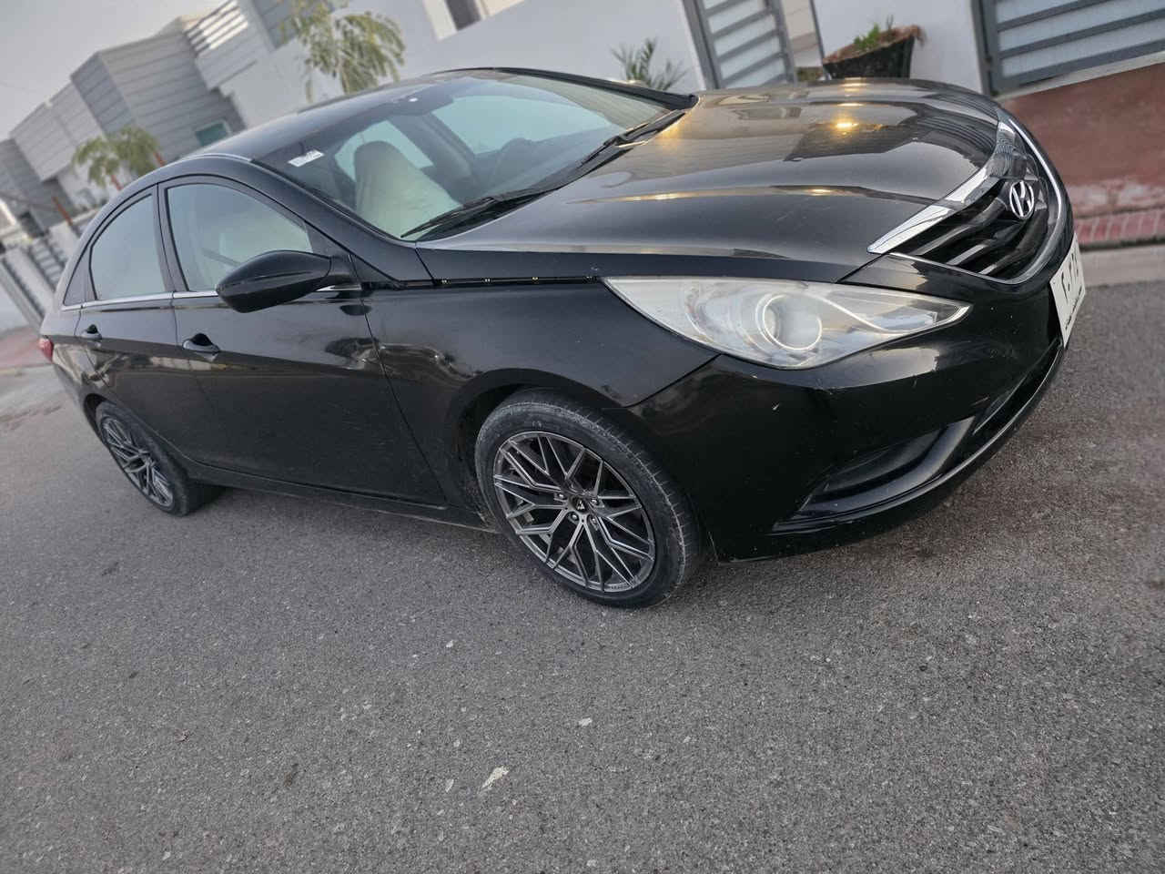 سۆناتای بڕاوە 2010
مەکینە 24ی بنزین 
جوان و خاوێن 
گۆڕینەوەش دەکەم بەشتێك بەدڵم بێت
شوێن کەلار
ژ..م ***********
