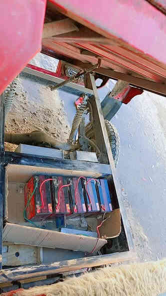 ستوته شحن للبيع سعرها 750 الف مكانها الدوره شارع 60 اكبر حجم شغاله كل شي ما بيها يعني قبل للشارع تتواصل على رقم الهاتف*********** ويوجد واتساب
