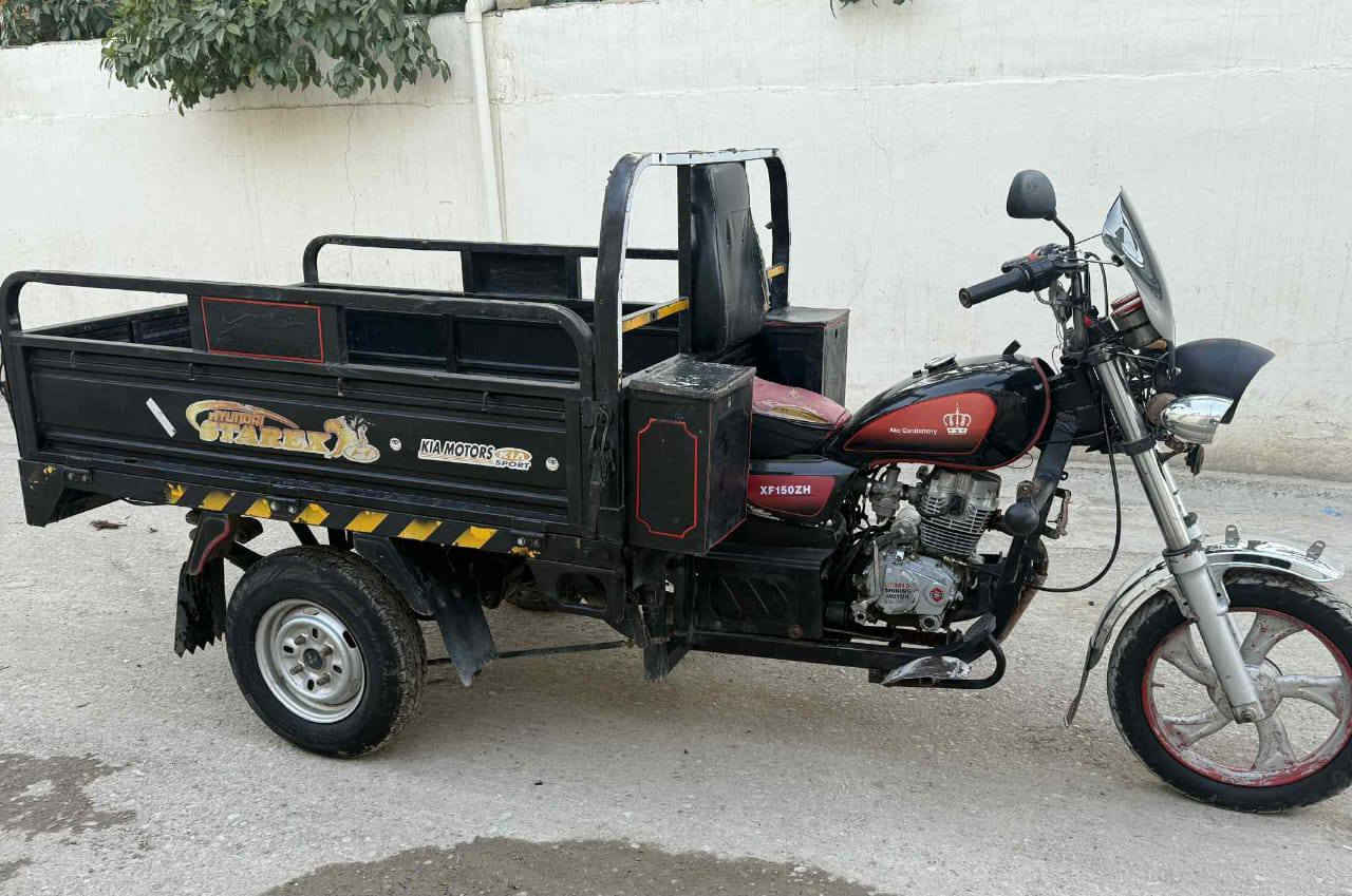 سلام عليكم ستوته مديل 17 شماليه ستوته أي نقص مابيها بس بيها فطر بسيط بالركبة كامله من كلشي يعني بس تأخذ وتطلع ربع متذب عليها السعر مليون و١٥٠ وبيها مجال بسيط مكاني ديالى تقاطع الوجيهيه للاتصال ***********
