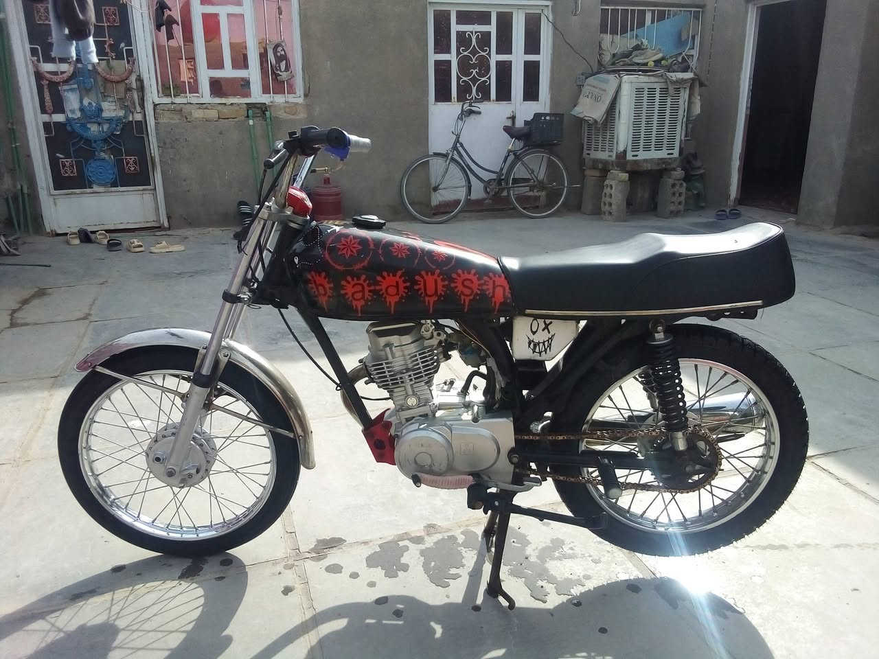 سلام عليكم دراجه اربعه كير نامه اربعه وعشرين مكاني بابل قضاء القاسم ناحيت طليعه سعر 425وبيه مجال قليل ‏‪***********‬‏
