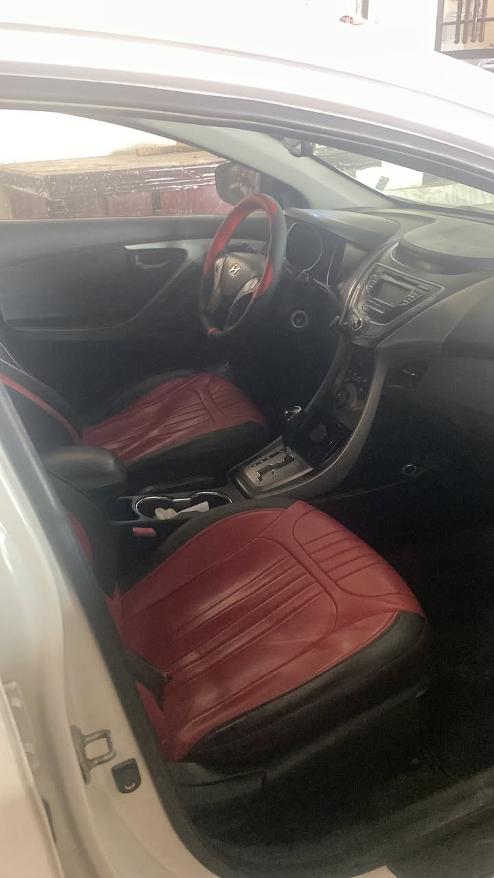 السلام عليكم
النترا ١٦٠٠موديل ٢٠١٣خليجي باسمي 
قطعتين صبغ 
السعر 105$
***********
***********

٢.اكسنت ٢٠١٧امريكي ١٦٠٠
السعر 88$

توسان ٢٠١٤كفاله عامه أمريكي 
السعر١٢٥$
