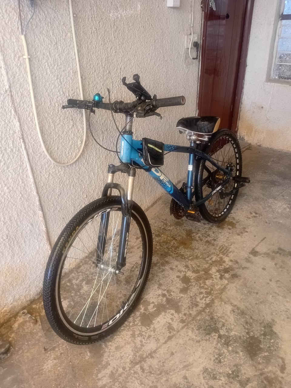 سلام عليكم
للبيع بايسكل جبلي نظيف جدآ 
استعمال قليل السعر 80


**إذا كنت صاحب هذا الإعلان وتريد حذفه لأي سبب، رجاءا أرسل رسالة إلى الدعم الفني**