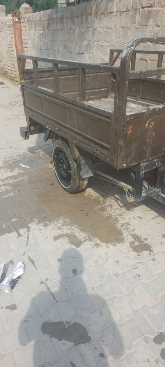 السلام عليكم ***********
السعر 650
لبيع ستوتا مكينه 20 تخم تاير  شاصي نضيف 
كامله مكمله وسعر مناسب
