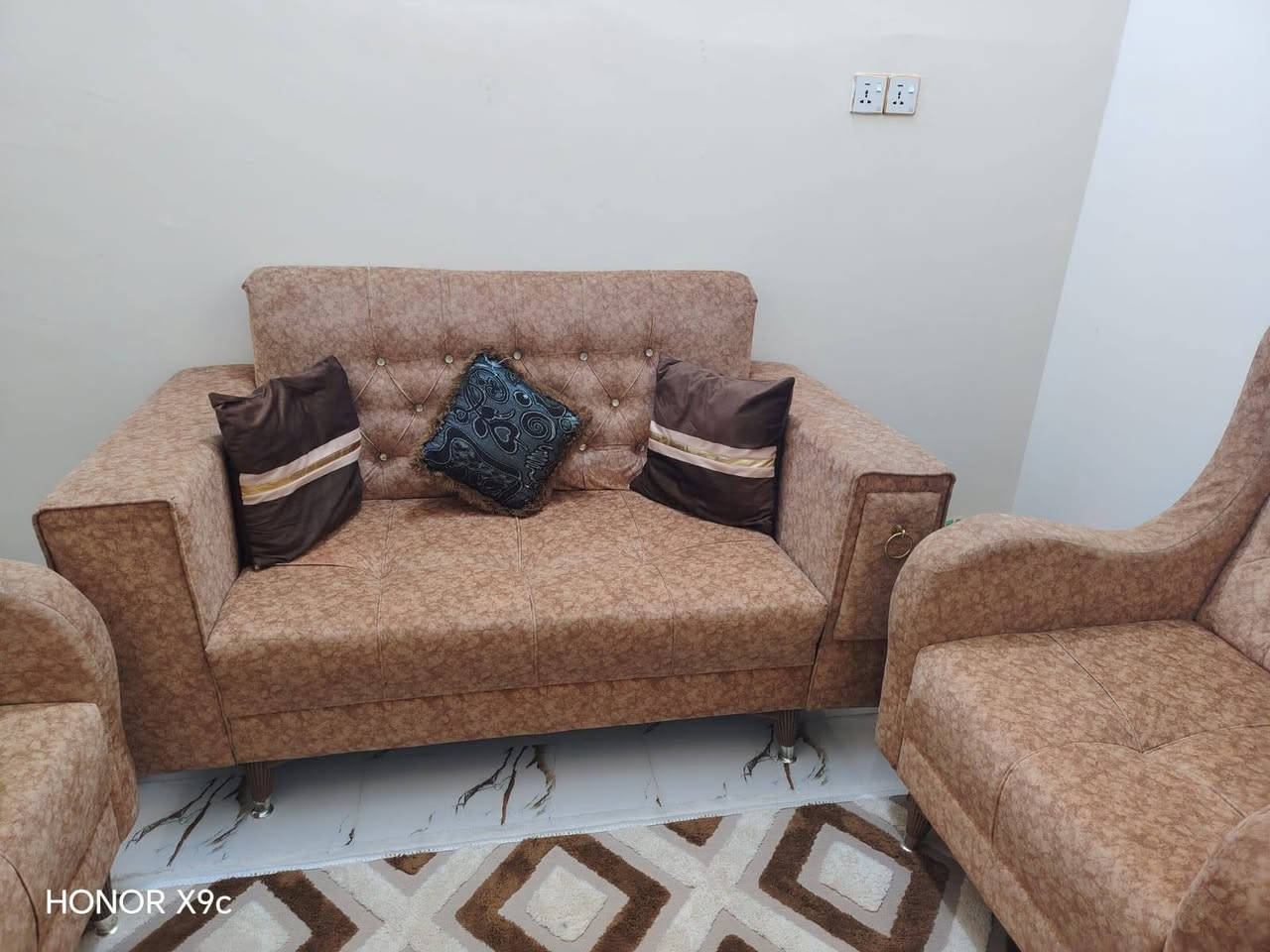 السلام عليكم طخم للبيع عشره مقاعد نضافة 100 ٪ السعر 400 وبيه مجال قليل المكان حي الغدير فلكة القاضي عمارة, ميسان


**إذا كنت صاحب هذا الإعلان وتريد حذفه لأي سبب، رجاءا أرسل رسالة إلى الدعم الفني**