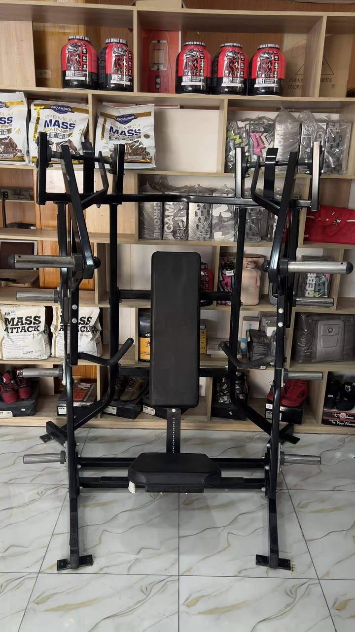 لبيع اجهزة رياضية امريكية الصنع النضافة 90بلمية من شركة هامرستريث هاتف ***********سعرالجهاز 20$
