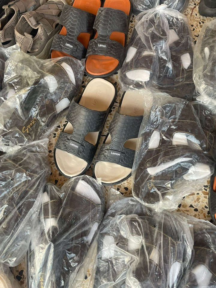 شحاطات رجالي شبابي نسائي بناتي تصفية المحل 160 مشكل


**إذا كنت صاحب هذا الإعلان وتريد حذفه لأي سبب، رجاءا أرسل رسالة إلى الدعم الفني**