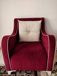 تخم • كنب • ديكور