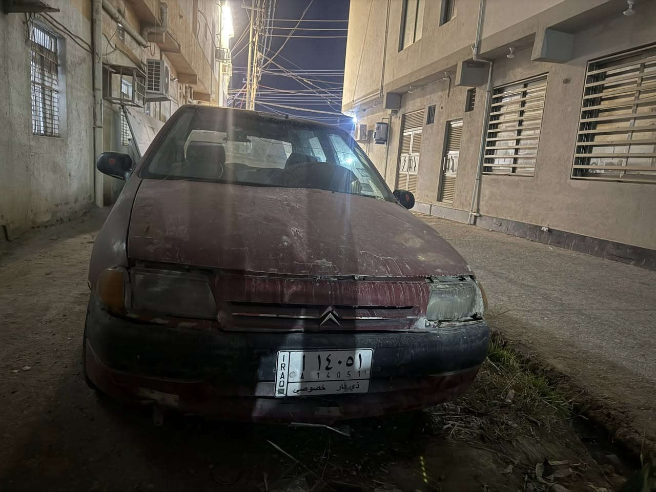 السلام عليكم سياره ستروين فرنسي موديل 1998 مكينه وكير كورلا 1600 السياره سنويه ساقطه وتطيح من سعرها  مكينه وكير نضيفات واصوليه من كلشي وشرط التحويل سعر 25 وبيها مجال 
للاتصال او واتساب / ***********
