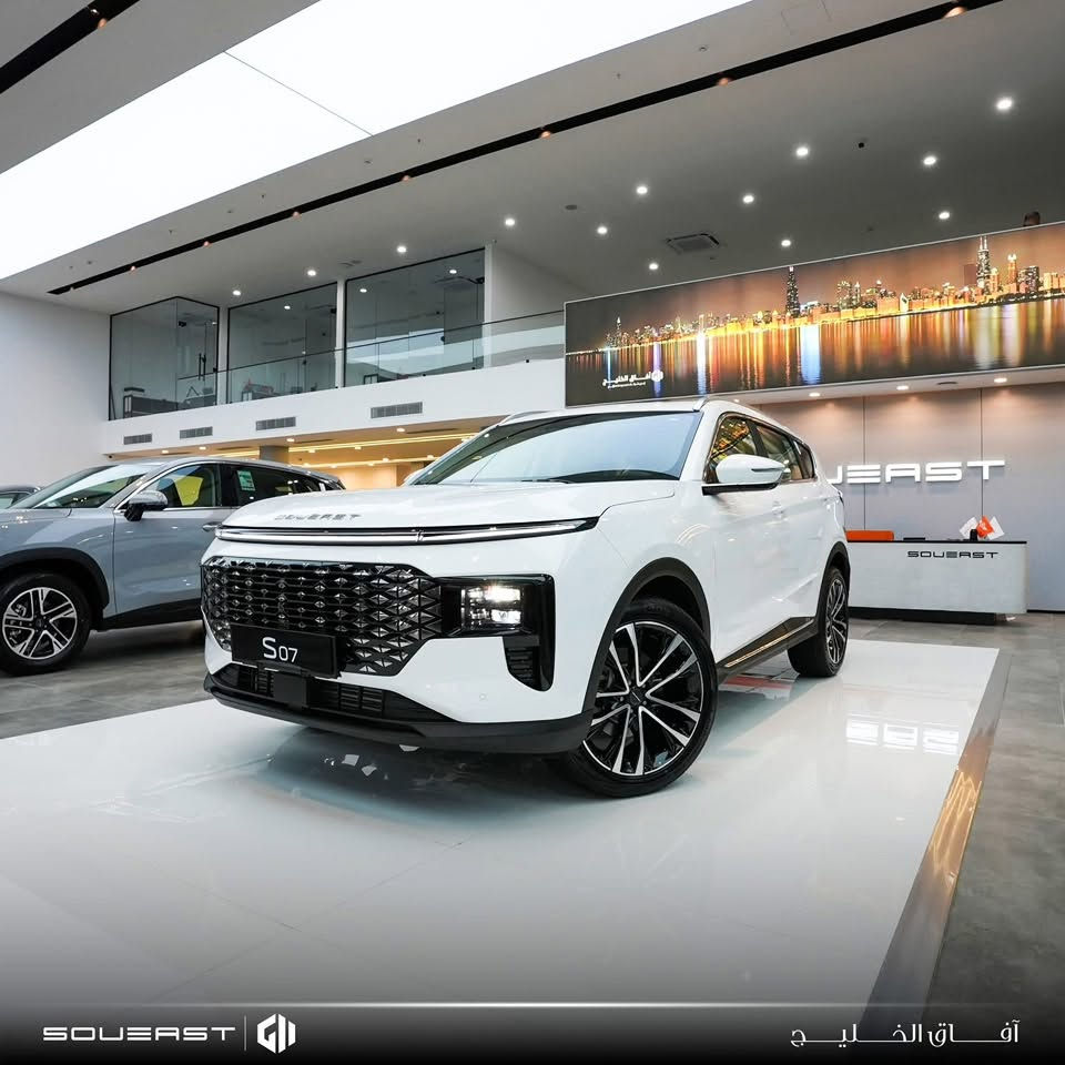 S07 Premium للبيع سو مئيست
موديل 2026 بغداد
السعر 30 مليون
• الممشى: 3,900 كم فقط
• بحالة الوكالة (زيرو) مع بقاء نايلونات الشركة.
• تحت ضمان الشركة.
:Premium مواصفات فئة
• محرك 1.6 لتر تيربو بقوة197 حصان.
• ناقل حركة أوتوماتيك DCT من 7 سرعات.
• 7 مقاعد.
• ويل ألمنيوم 20 إنش.
• فتحة سقف بانورامية.
• شاشة عدادات رقمية + شاشة وسطية كبيرة.
• كاميرا 360° عالية الدقة.
• دخول ذكي وتشغيل بالبصمة.
• شاحن لاسلكي للهاتف.
• مقاعد جلد مع تحكم كهربائي للمقاعد الأمامية.
• تكييف أوتوماتيك مزدوج مع فتحات للمقاعد الخلفية.
• • باب خلفي كهرباتي.
• إضاءة LED أمامية وخلفية.
• مثبت سرعة متكيف (ACC).
المسان، مراقبة النقطة العمراء، وقرملة طوارى أونومانيكية
للاستفسار الاتصال
*********** وتساب موجود
