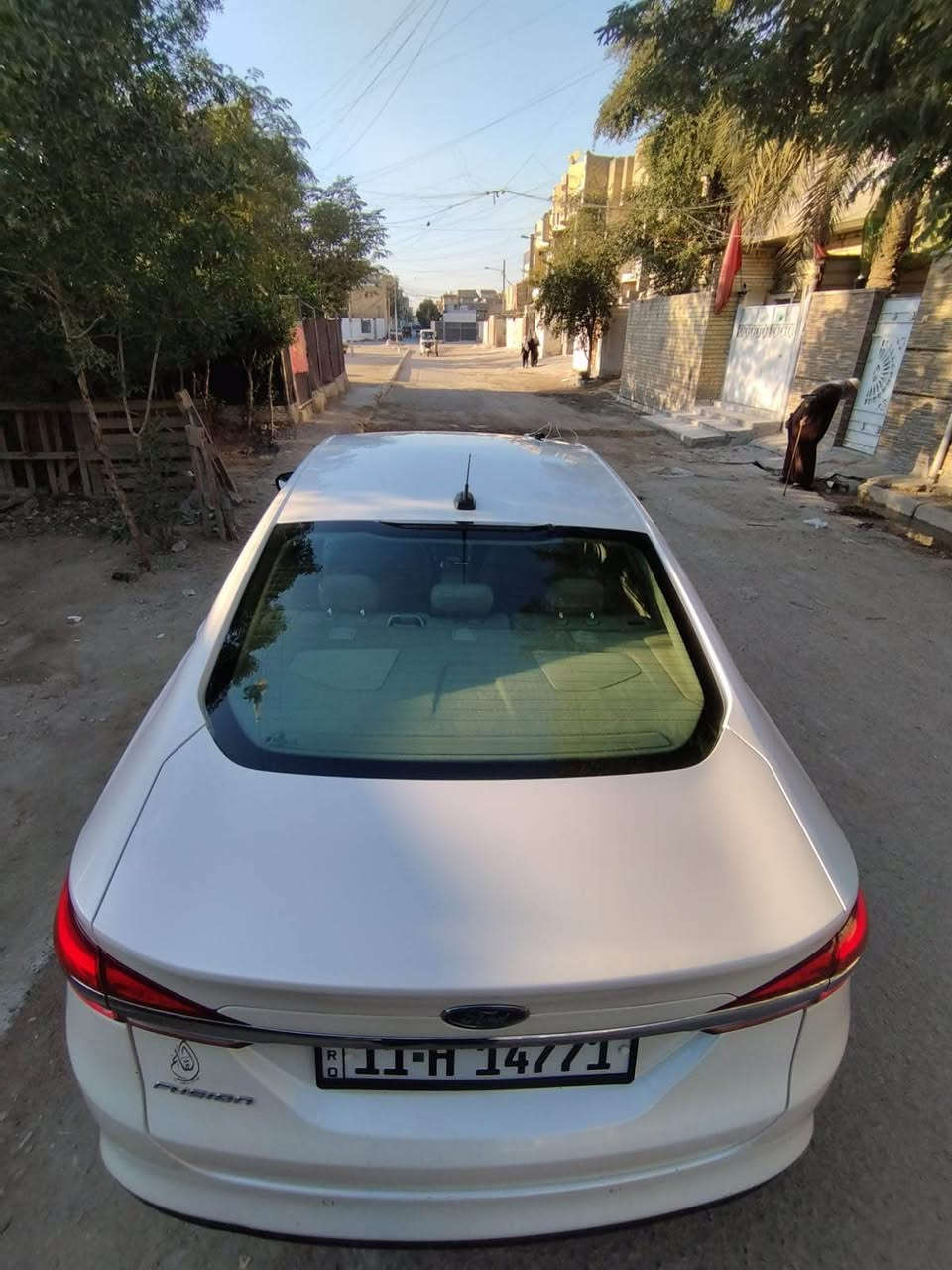السلام عليكم 
فورد فيوجن موديل ٢٠١٨ لون ابيض صدفي
 ١)مكينة ٢٥٠٠ دوش ( خرسة)تنفس طبيعي يعني انسى شي اسمى دوانز
٢) كير ماوس 
٣) بصمة ( تشغيل . سايد بريك . جنطة ) 
٤) تبريد ثلج ( قطعتين أمامي وخلفي)
٥)داخل بيجي 
٦) شاشة ١٨٠ درجة
٧) حساسات 
٨) مسجل استريو دبل دمام البلادي
٩) تحكم استيرن جهتين
١٠)مانع انزلاق
١١) تاير ١٧ ويل كب
١٢) اقتصادية بصرف الوقود 
🔴 السعر ١٢٩ $
ابو كرار.  *********** بغداد, العراق
