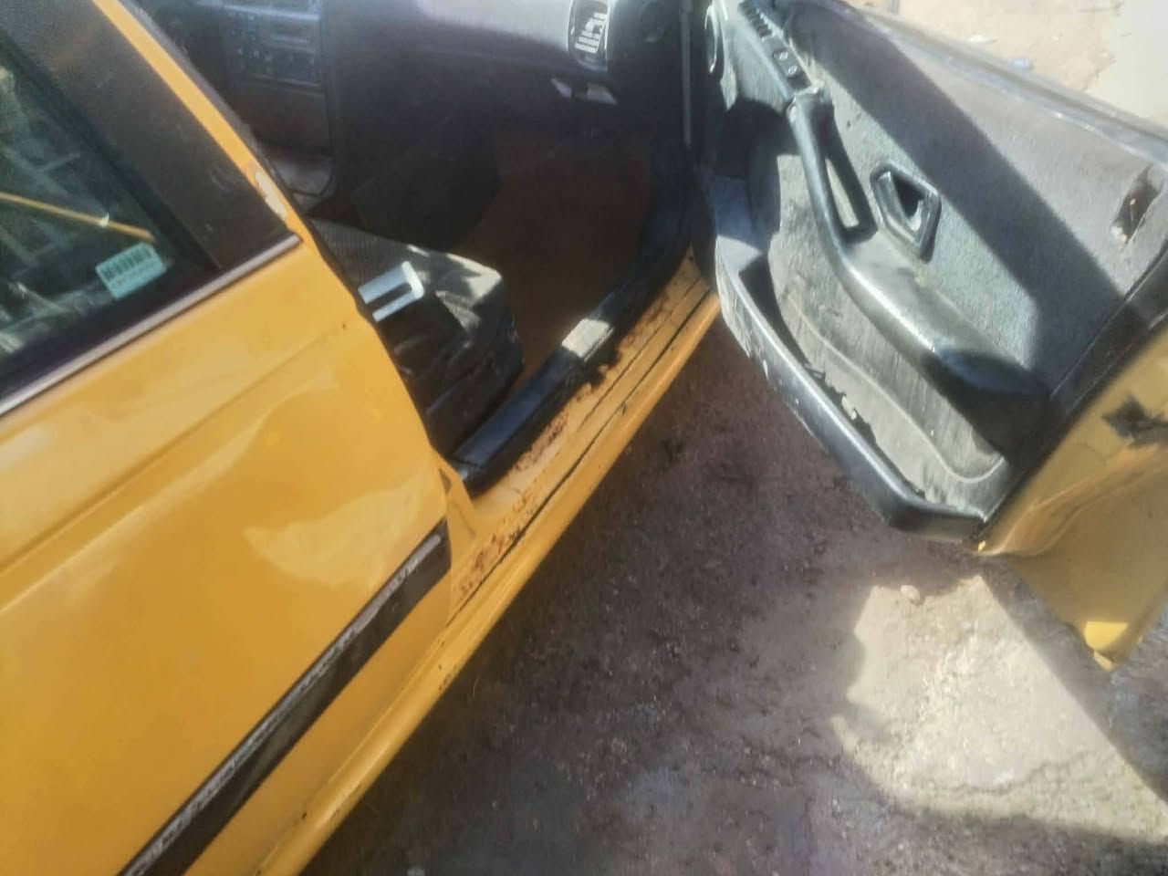 السلام عليكم اخوان بيجو بارص موديل 10 رقم قادسيه راعيها ايضا بلقادسيه سياره هاي شوفت اعين مكينه بيها بخار وكير جديد حداديه جديده كهربائياات كلها تمام السعر 14ورقه وبيها مجال ***********
