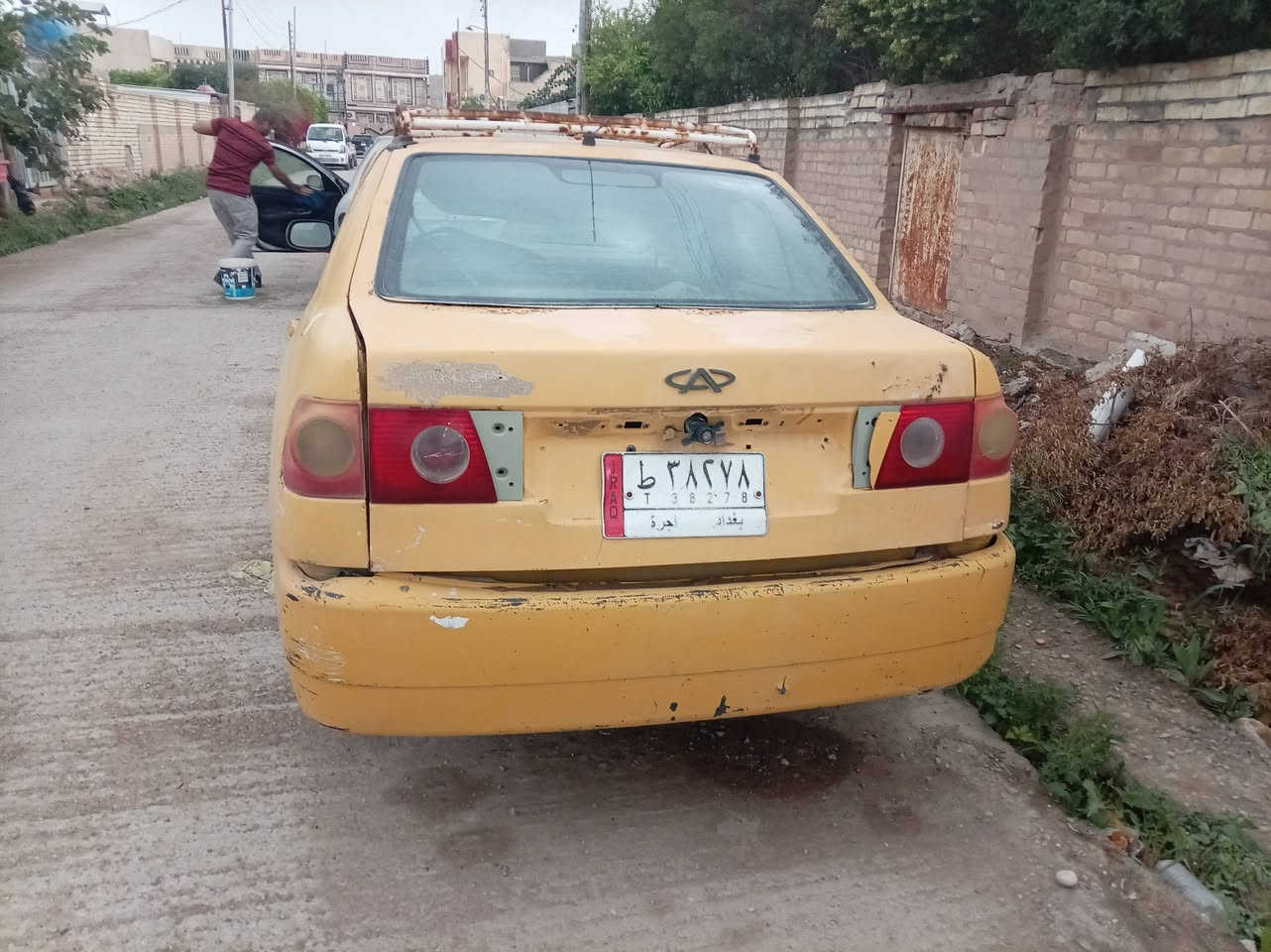 السلام عليكم ورحمة الله وبركاتة سيارة شيري كوين موديل ٢٠٠٩ لون اصفر رقم بغداد سنويه باسمي خاليه من الغرامات و الهيئه محرك كير كورله ابيع كوم حديد السعر ٢٥ وبيه مجال قليل رقمي *********** مكان السياره واسط قضاء الصويرة
