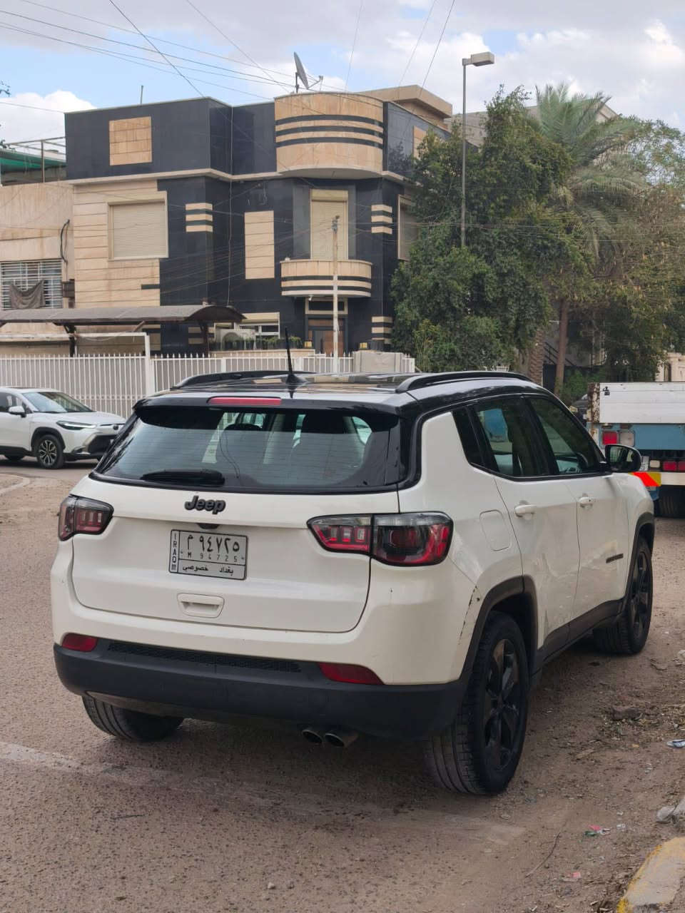 كومباس 2021 فقط بنيد بلاك توب
ماشية 62 كيلو حادث فقط بنيد موضح بل صور 
مكينة 4 حجم 2400
رقم بغداد تحويل مباشر
كير مكينة صدر كله نظيف 
المكان شارع فلسطين
السعر 15,600
وبيها مجال وقت الجية 
***********
