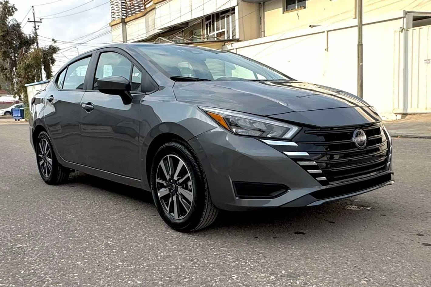 نیسان ڤێرسا 2025 مواسەفات SV ئەمریکی
2000روشتووە
 بسمەیە
پێش و پشت کەپس
شاشە کامیرە کوشن دوو رەنگە 
رادار پێش و پشت
خەتی جادە  
رادارى نه ينوک تەنیشتەکان
تەحدید سرعە حەساس پشتەوە
چامەلخ وده رگا  سبوخه بى ژورى
رەقەم کاتی

سـعـر : لە کۆمێنت داوابکە ڕاستەوخۆ بۆت دێت 📥 

گێر و مەکیەنەی بەشەرت 
هیچ کێشەیەکی تێدا نییە 

ژمارەی خاوەنەکەی 
***********
***********
