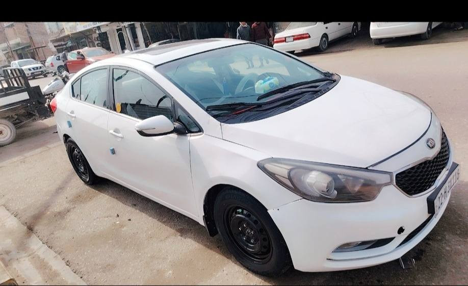 سلام عليكم سيراتو 2014 فول عده البصمه ستوها صاعده هزه سنويه لل 32 تريد وكاله تريد مداور ويل وتخم تاير جديد بيه جاملغ مبدل جه السايق وصبغات كم قطعه ب 108 وبيه مجال  مكان نجف ***********
