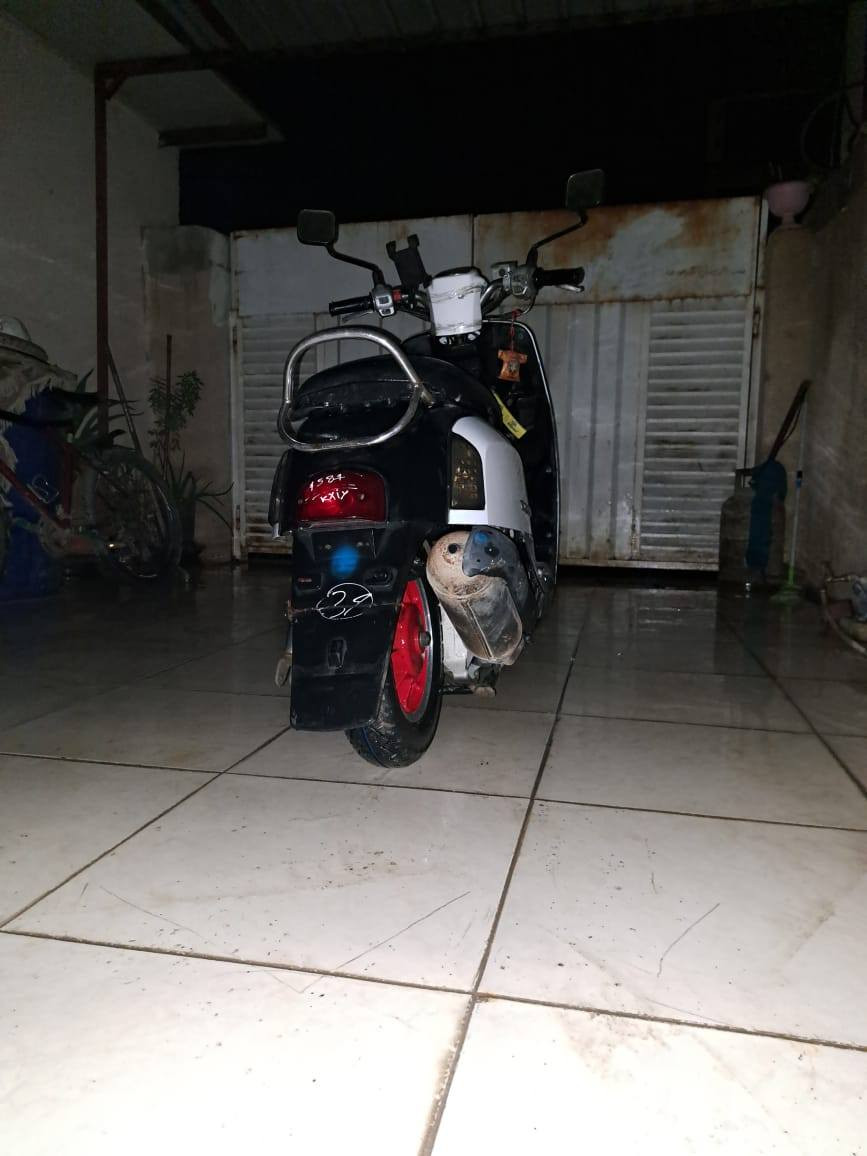 سلام عليكم بوليس كابريتر موديل2008 دراجه كفاله كهربائيات كله شغاله لايت زنون سعر ٥٥٠ وبيه مجال رقم*********** بي واتساب مكاني ديالى هبهب
