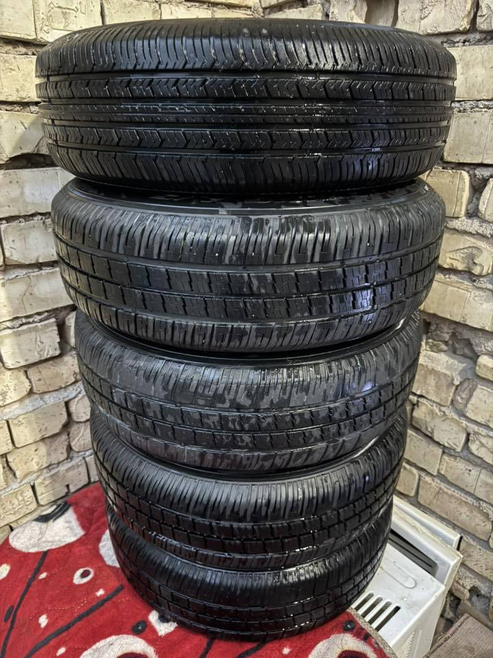 تايرات+ويل +حساسات شرط النضافه والشغل عدد 5 لا عواج ولا خياس نضافته 90‎%‎ يرهم اكسنت ريو وبعد سيارات 4 ستد حجم 14/70/185 سعر 250 قفل اصبغ وشد ودعيلي ***********
