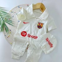 ملابس أطفال • حديث الولادة-٩ أشهر • ريال مدريد/برشلونه