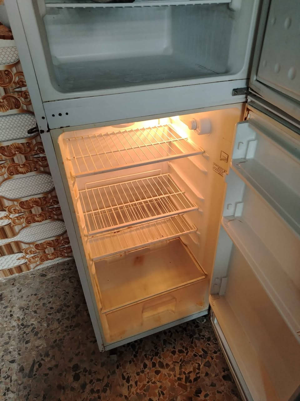 ‎ثلاجه للبيع مستخدمه للبيع مكاني كربلاء الاستفسار خاص‎ كربلاء, العراق


**إذا كنت صاحب هذا الإعلان وتريد حذفه لأي سبب، رجاءا أرسل رسالة إلى الدعم الفني**