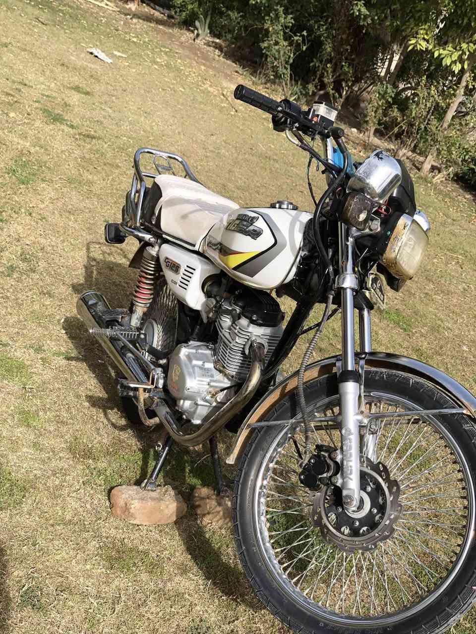 السلام عليك دراجه تايكر 2022اوراق اصولي وبيهه وصل  كمرك كامله من كهرباءيات من كلشي  كله شغال
المكينهه ماممدود عليهه سبانهه 
مكان الدراجه بابل محاويل 
السعر 575 وبيهه مجال بسيط 
الرقم ***********
