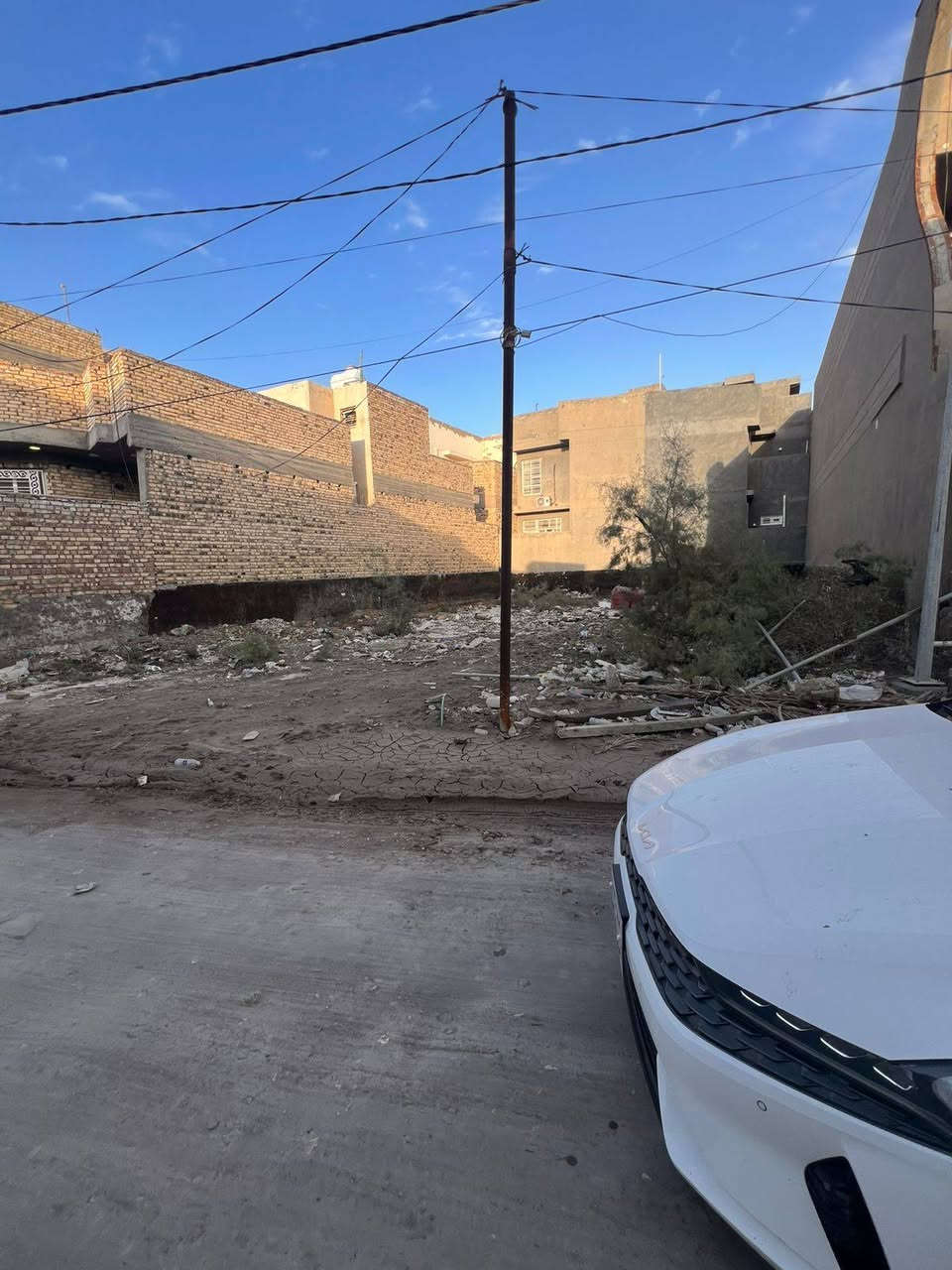 اللهم صل على محمد وال محمد
🛑 #للبيع قطعة ارض موقع حلو 

🛑 تقع في ام الخيل الرابعة قريبه جدا من الشارع الحولي

🛑 مساحتها 300 متر واجهه 15 متر

🛑 للاستفسار الاتصال على 

مهندس امير الصافي 
***********
