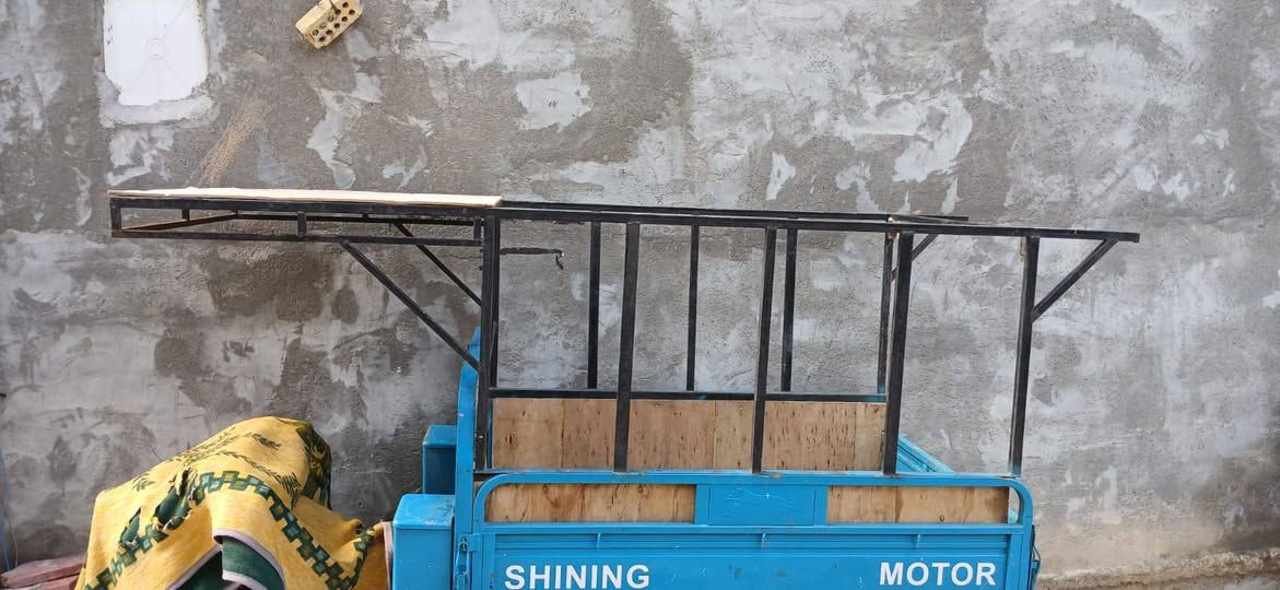 سلام عليكم محجر تفصال جديد مال حمل للبيع ب ٧٠
***********
