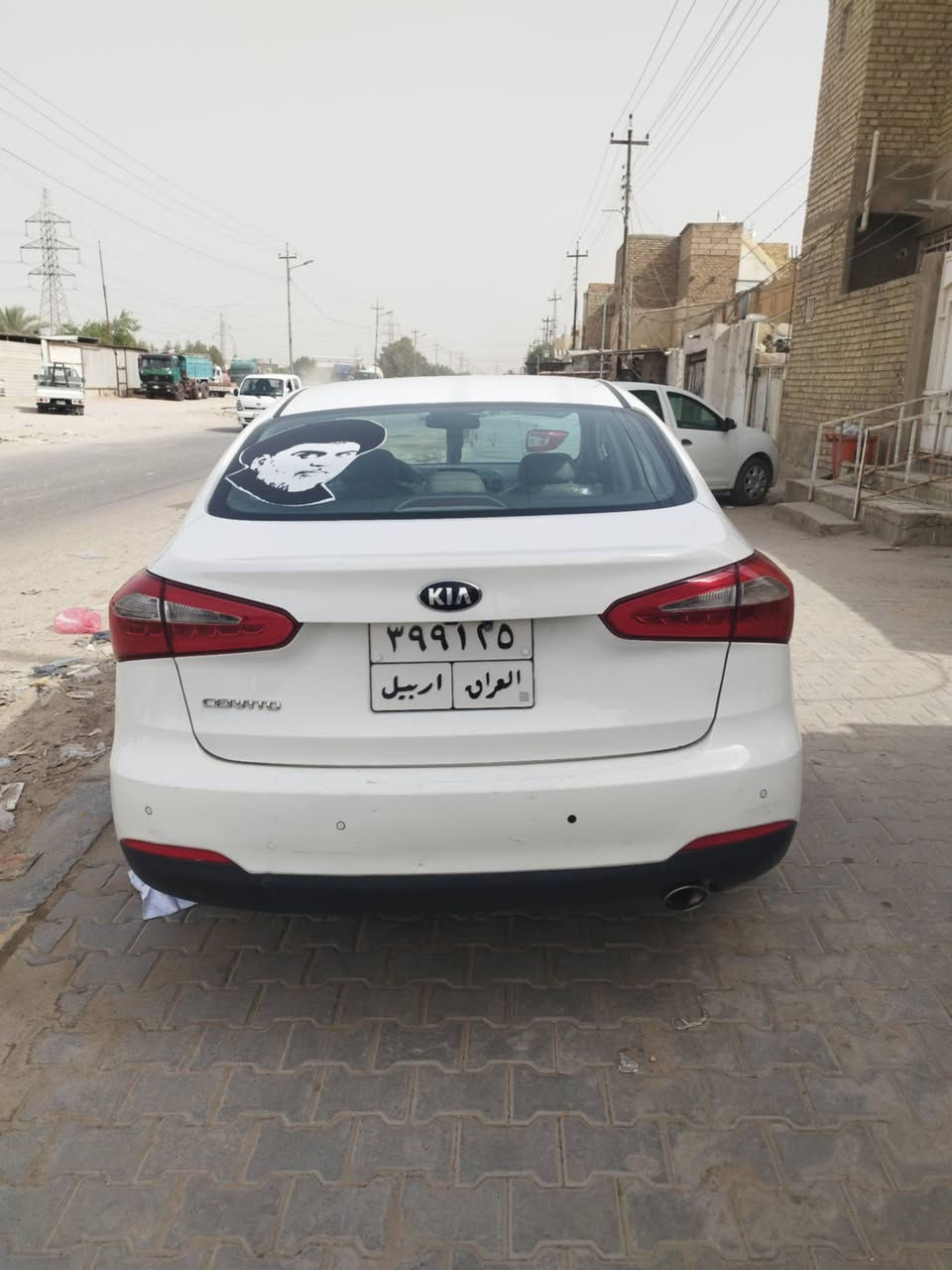 السلام عليكم سيرتو البيع مكفوله من صبغ وضربه بيها شويا بارد فقط مكينه ١٦٠٠ مكفول كير محرك حداديه موديل ٢٠١٦ فول موصفات  السعر ١٢٧ وبيها مجال مكاني نجف حي الانصار ‭
‭٠٧٨٢ ٥٦٢ ٢٨٤٢‬ رقم هاتف
