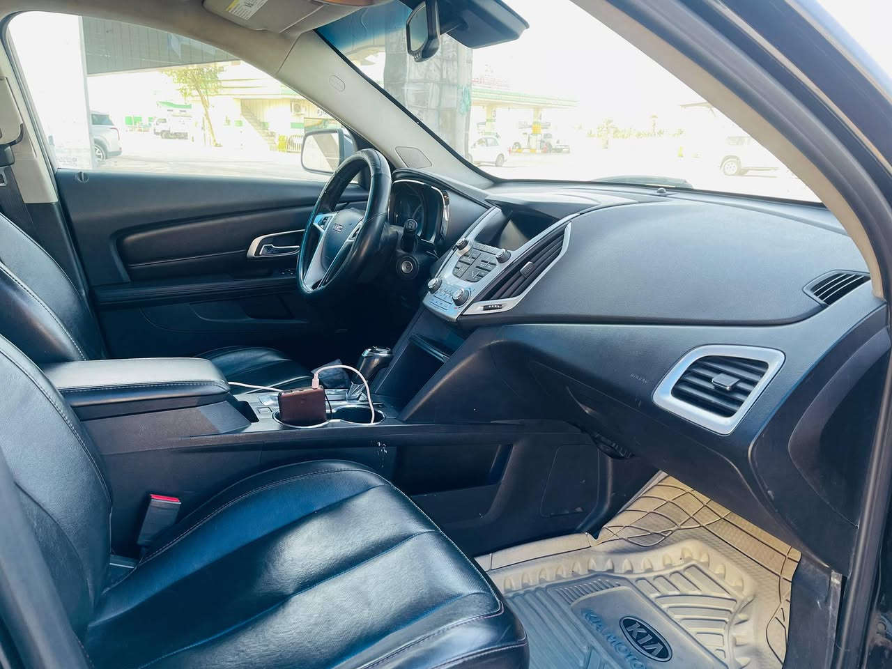 جمسي تيران ٢٠١٧ فول مواصفات السعر١٤٠ مكان الصويره للاتصال ***********
