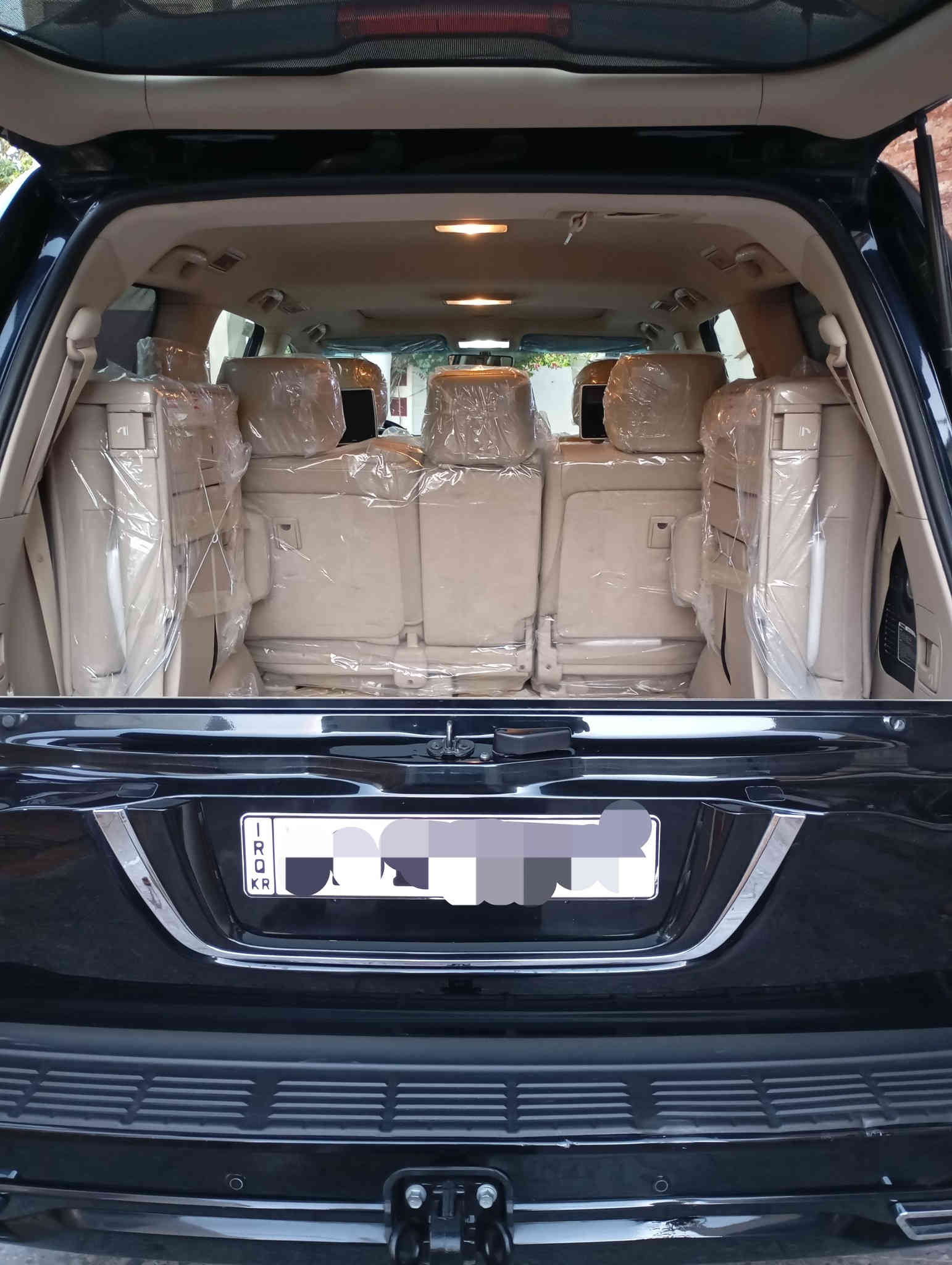 للبيع لاندكروز موديل 2021 ماشيه 89، السعر 52$ الف دولار سياره مكفولة كفاله عامه بل باكيت رقم اربيل محرك 6 سلندر فول موصفات مكان السياره في الرمادي رقم الهاتف ***********
