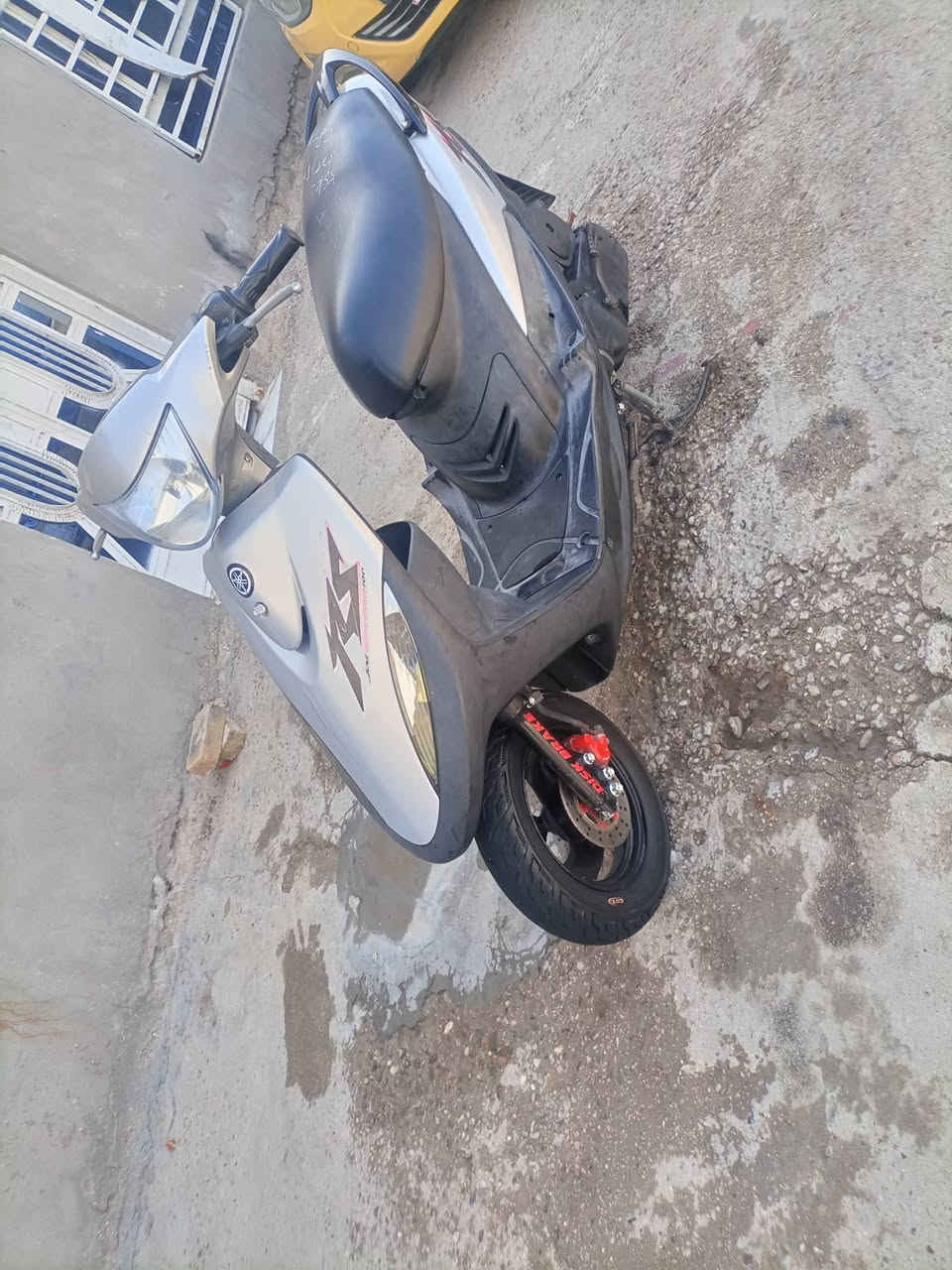 سلام عليكم دراجه للبيع كفاله عامه موبايل  ***********
