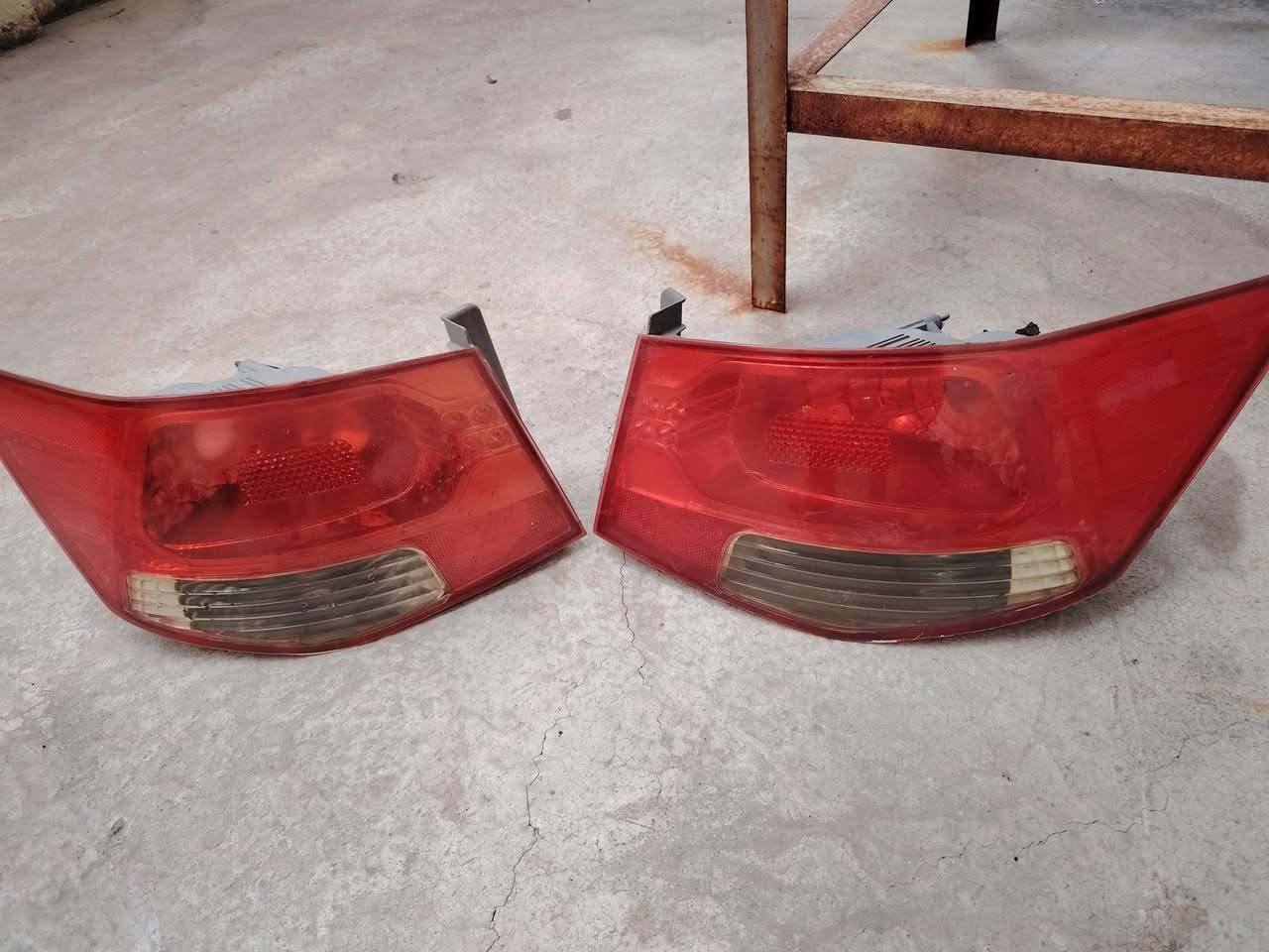 غراض كيا سيراتو للبيع
مسجل بلادي عطر بلادي
بك لايتات تجاري المكان كركوك
واي واحد عنده غراض  مستعملة خلي ينزل


**إذا كنت صاحب هذا الإعلان وتريد حذفه لأي سبب، رجاءا أرسل رسالة إلى الدعم الفني**