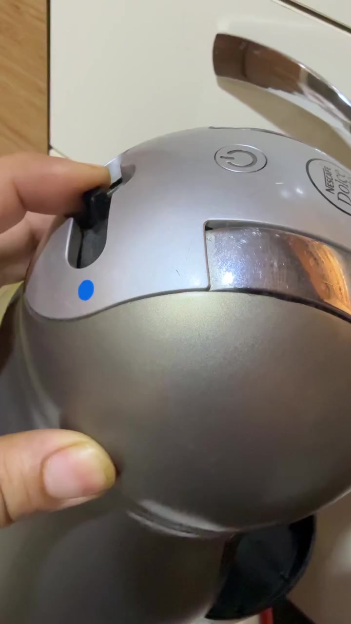 للبيع في البصره 
شغاله فقط مكسوره بيها العتله وما ماثره ع شغلها ابدا
سعر٤٠


**إذا كنت صاحب هذا الإعلان وتريد حذفه لأي سبب، رجاءا أرسل رسالة إلى الدعم الفني**