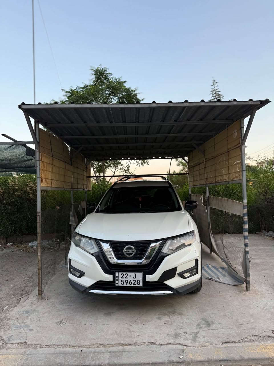 نیسان ڕۆگ ۲٠۱۸ 
دەبل ئەکس SV 
بەسمە و شەغال 
کوشین کارەبایی و ئهیتەر 
سندوق شەفت 
دەرگەی پشتەوەی لای سایەق و جاملغی پشتەوەی لای سایەق سبوغە گۆراوە 
بۆنیت و چاملغی پێشەوەی لای سایەق قۆپێکی بچوکی هەیە بەبێ دەست کاری کردن 
چاملغی لای سەکن پێنج پەنجە ساردەکوت
پێشی کەپسە و ئێرباگی پێشەوە نەتەقیوە
سەنەوی بە ناوی خۆمە أربيل, العراق


**إذا كنت صاحب هذا الإعلان وتريد حذفه لأي سبب، رجاءا أرسل رسالة إلى الدعم الفني**