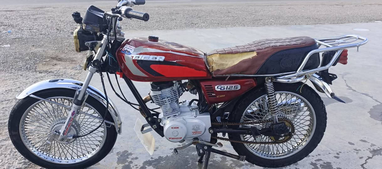 ماطور للبيع تايكر ٤كير 
موديل ٢٠٢٠
سعر٣٧٥بي مجال


**إذا كنت صاحب هذا الإعلان وتريد حذفه لأي سبب، رجاءا أرسل رسالة إلى الدعم الفني**